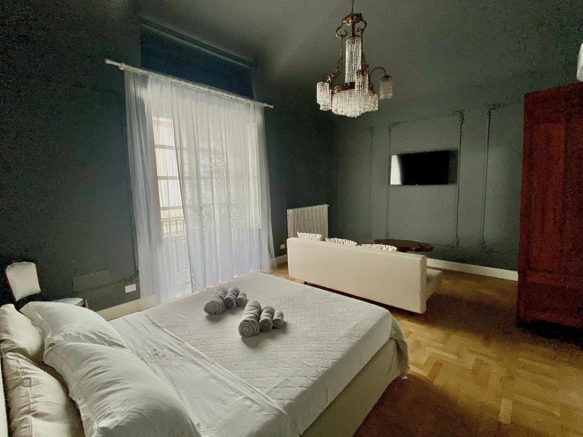Dimora Delle Maestranze Apartment Syracuse Bagian luar foto