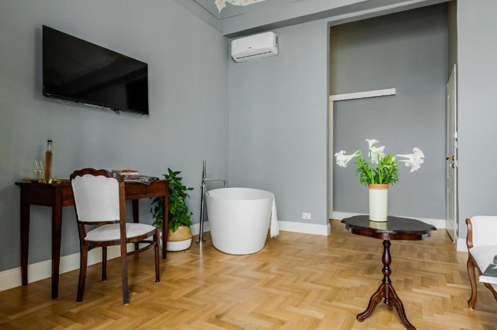 Dimora Delle Maestranze Apartment Syracuse Bagian luar foto